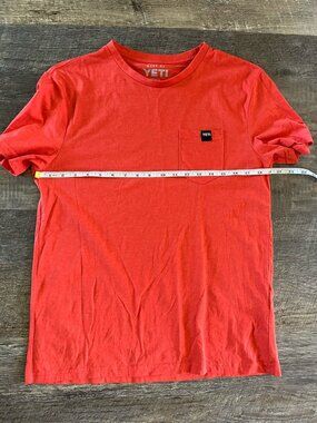 Yeti Shirt Mens Size S Red Orange Pocket Short Sleeve T Shirt Logo New Brisket